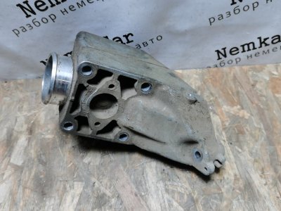 Кронштейн двигателя Mercedes Vito 2006 639