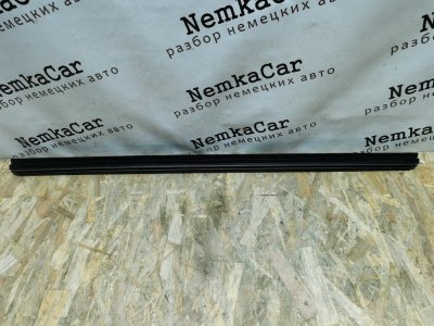 Уплотнитель стекла Mercedes Vito 2012 639 рест