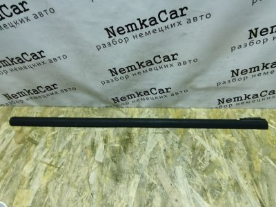 Молдинг стекла FORD FOCUS 2 РЕСТАЙЛИНГ 2010 Хэтчбек