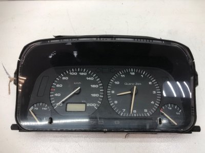 Панель приборов Volkswagen Golf 3