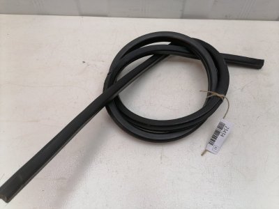 Уплотнитель проема двери Chevrolet Lanos