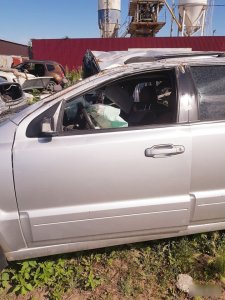 Дверь Kia Sorento 1