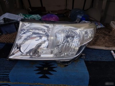 Фара Toyota Land Cruiser 100