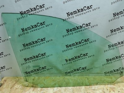 Стекло двери Mercedes C-Class W204 2010 C180 CGI