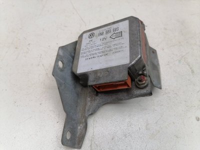 Блок управления airbag Volkswagen Multivan T4