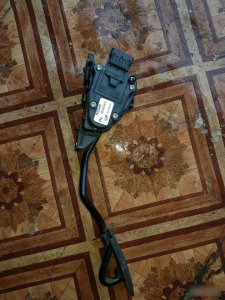 Педаль газа Nissan Almera N16