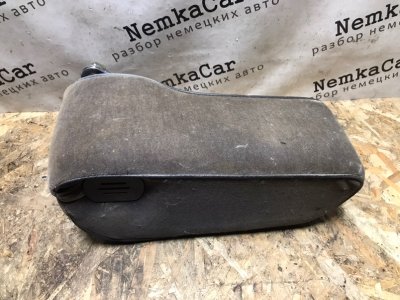 Подлокотник Mercedes w123 1985 Седан