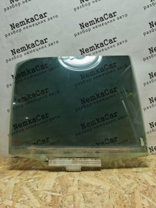 Стекло двери Mercedes E-Classe W124 1992