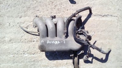 Впускной коллектор Honda Accord 7
