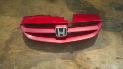 Решетка радиатора Honda Jazz