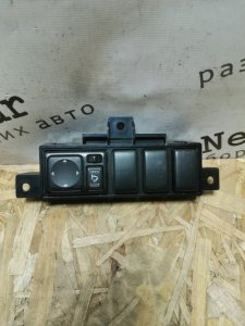 Кнопка регулировки зеркал INFINITI FX35/QX70 2008 S51