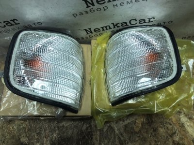 Поворотники новые Mercedes S-Klass W126