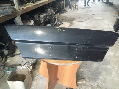Крышка багажника Mercedes E W124