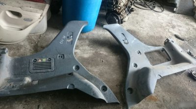 Обшивка багажника Mercedes M W163