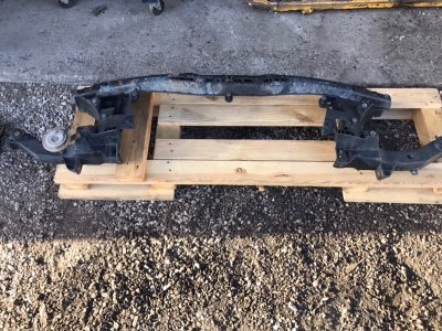 Рамка радиатора Mercedes Vito 2004 639