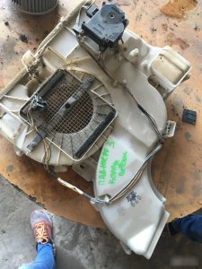 Корпус печки Mitsubishi Pajero 3