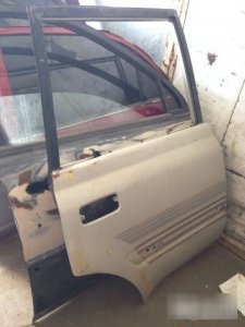 Дверь Mitsubishi Pajero 2
