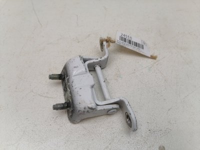 Петля двери верхняя Nissan Tiida C11