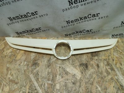 Решетка радиатора OPEL ASTRA-J 2013- GTC