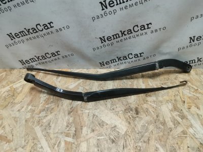 Поводок дворника INFINITI FX35/QX70 2008 S51