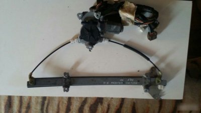 Стеклоподъемник Nissan Almera N16