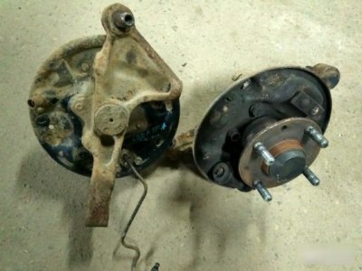 Поворотный кулак Kia Spectra 2008