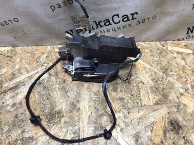 Замок двери Mercedes Vito 2005 639