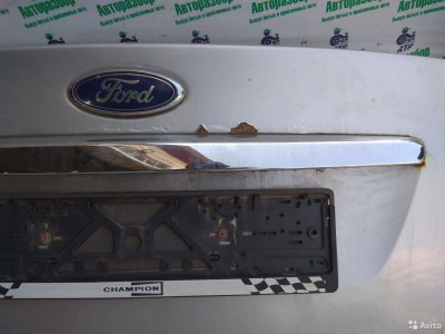 Крышка багажника Ford Focus 2 2004-2011