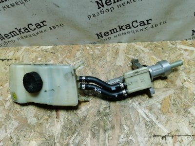 Главный тормозной цилиндр Mercedes Vito 2004 639