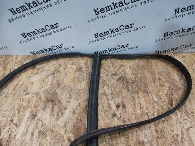 Уплотнительная резинка Mercedes Vito 2007 639