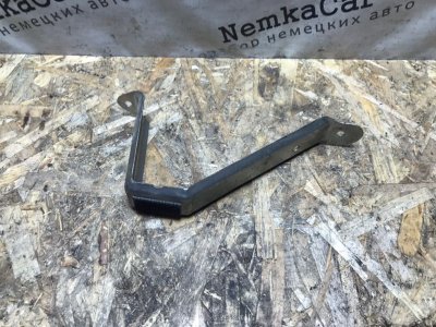 Кронштейн обшивки Mercedes Vito 2005 639