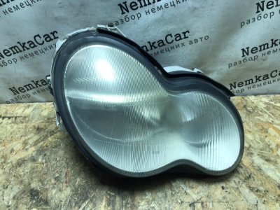 Фара Mercedes C-Class 2000 W203