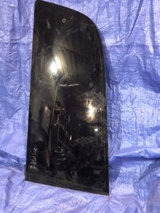 Стекло Mercedes Vito 2005 639