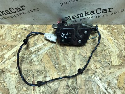 Замок двери Mercedes Vito 2004 639