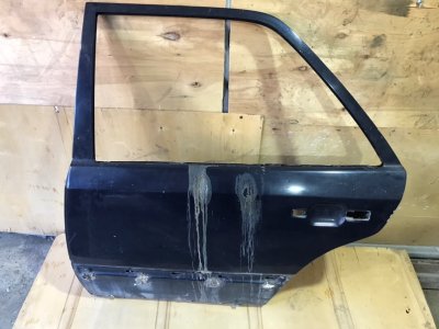 Дверь Mercedes W124 1987