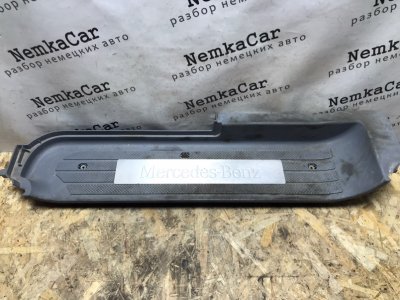 Накладка порога внутренняя Mercedes Vito 2005 639