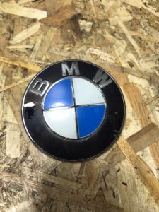 Эмблема на капот BMW 5-Series 1990 E34