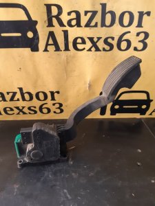 Педаль Opel Corsa D
