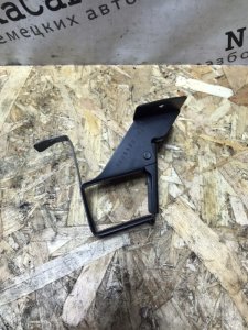 Кронштейн домкрата Mercedes Vito 2004 639