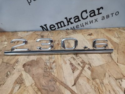 Эмблема Mercedes W114/W115 1968-1976
