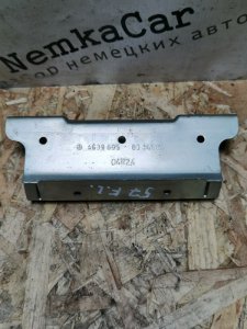 Кронштейн ручки Mercedes Vito 2004 639