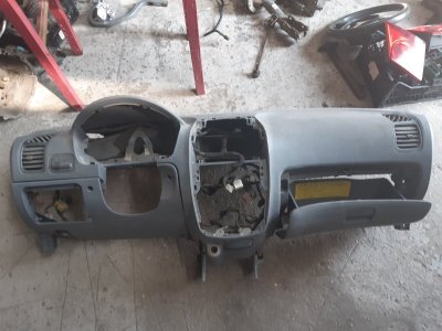 Торпедо Hyundai Accent 2008