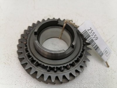 Шестерня 2 передачи Volkswagen Passat B4