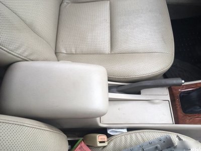Средняя консоль подлокотников BYD F3
