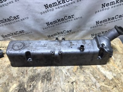 Крышка клапанная Mercedes T1 1990 309