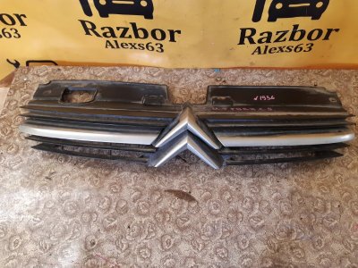 Решетка радиатора Citroen С5 2005