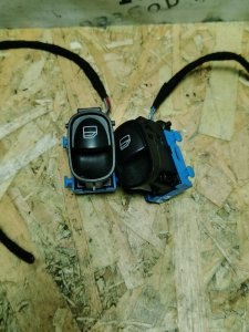 Кнопка стеклоподъемника Mercedes Vito 2004 639