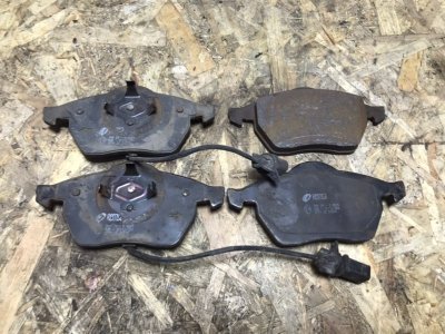 Тормозные колодки AUDI A6 C5 1998 C5