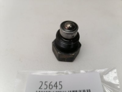 Болт кпп Volkswagen Golf 3