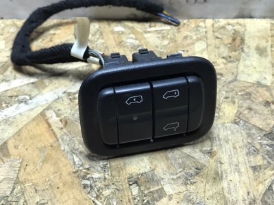 Блок кнопок пневмоподвески Mercedes Vito 2004 639